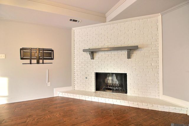 6436 Bridgeport Dr, Greenwell Springs, LA 70739