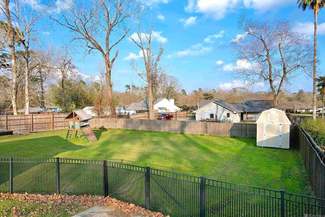 6436 Bridgeport Dr, Greenwell Springs, LA 70739