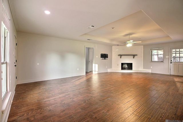 6436 Bridgeport Dr, Greenwell Springs, LA 70739