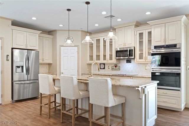 5315 North Fort Apache Road, Las Vegas, NV 89149