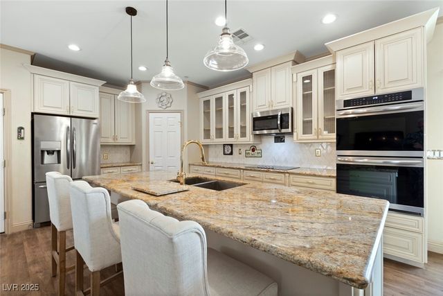 5315 North Fort Apache Road, Las Vegas, NV 89149