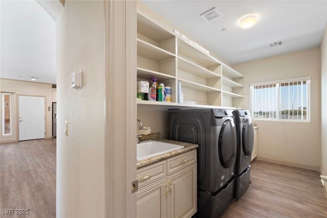 5315 North Fort Apache Road, Las Vegas, NV 89149