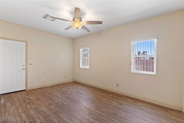 5315 North Fort Apache Road, Las Vegas, NV 89149
