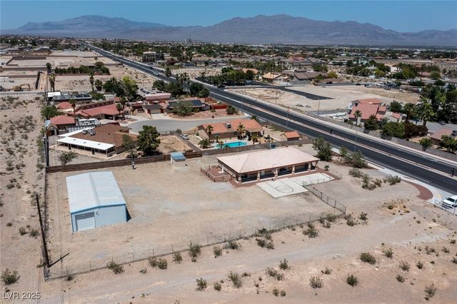 5315 North Fort Apache Road, Las Vegas, NV 89149