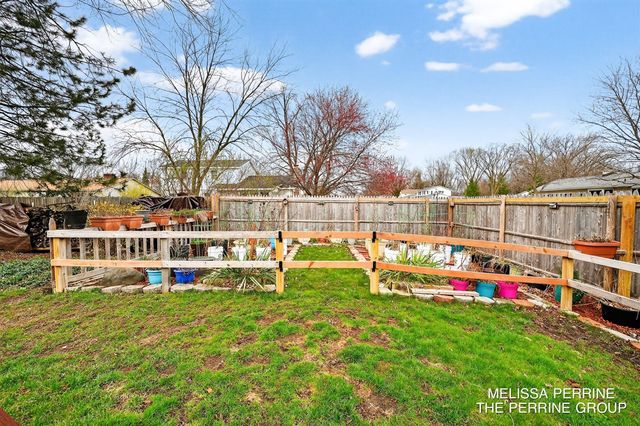 3855 42nd Street, Grandville, MI 49418