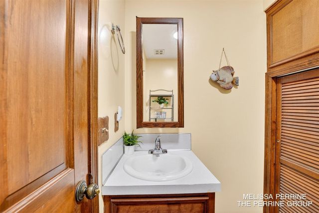 3855 42nd Street, Grandville, MI 49418