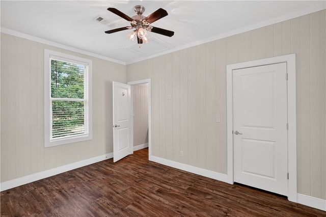 5444 Raymond Stotzer Parkway, College Station, TX 77845