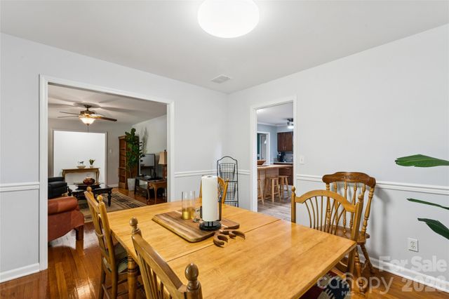 13507 Four Oaks Lane, Matthews, NC 28105