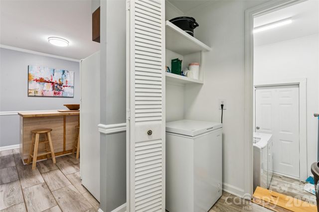 13507 Four Oaks Lane, Matthews, NC 28105
