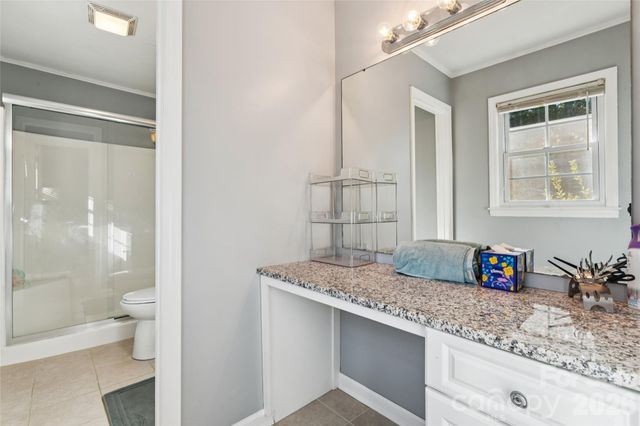 13507 Four Oaks Lane, Matthews, NC 28105
