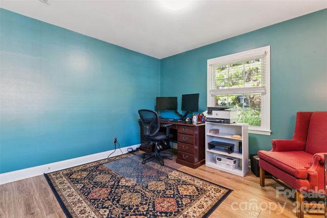 13507 Four Oaks Lane, Matthews, NC 28105