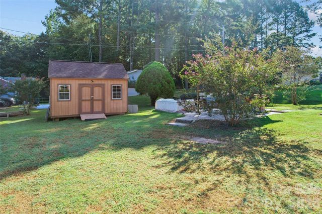 13507 Four Oaks Lane, Matthews, NC 28105