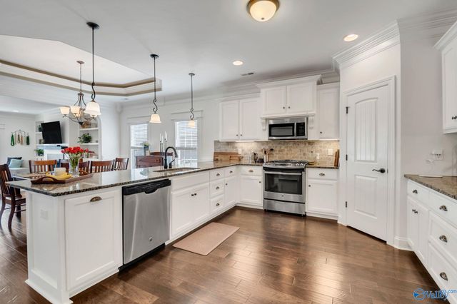 6451 Midtowne Lane, Huntsville, AL 35806