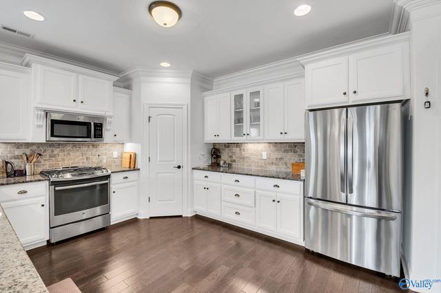 6451 Midtowne Lane, Huntsville, AL 35806