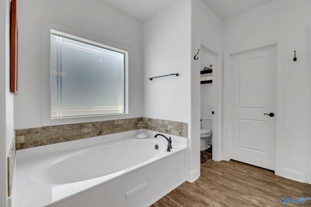 6451 Midtowne Lane, Huntsville, AL 35806