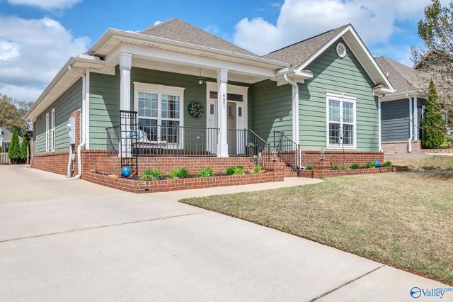 6451 Midtowne Lane, Huntsville, AL 35806