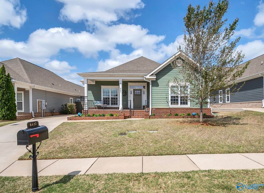 6451 Midtowne Lane, Huntsville, AL 35806