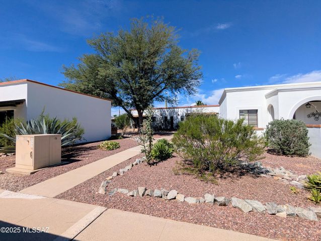 302 S Paseo Lobo Unit C, Green Valley, AZ 85614