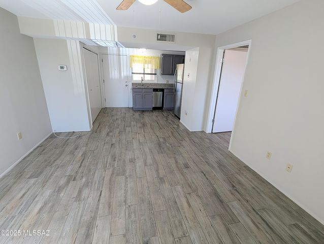 302 S Paseo Lobo Unit C, Green Valley, AZ 85614