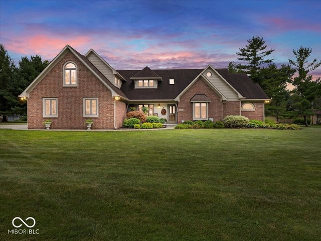 111 Foxborough Run, Shelbyville, IN 46176