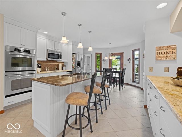 111 Foxborough Run, Shelbyville, IN 46176