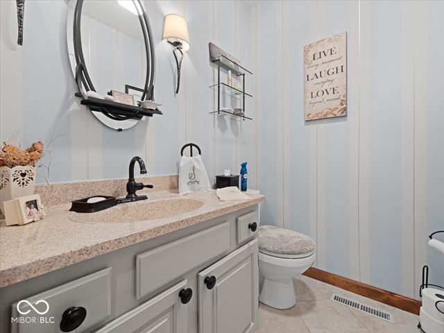 111 Foxborough Run, Shelbyville, IN 46176