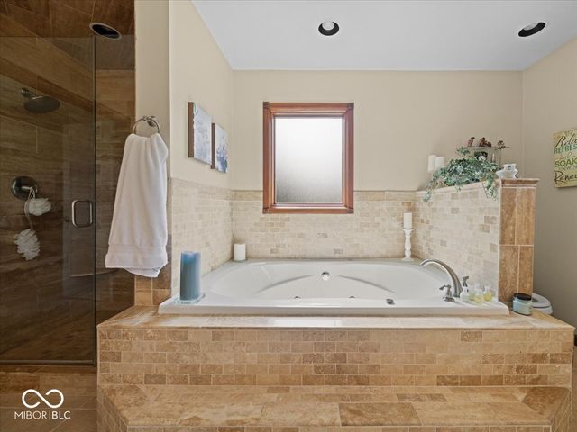 111 Foxborough Run, Shelbyville, IN 46176