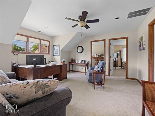 111 Foxborough Run, Shelbyville, IN 46176