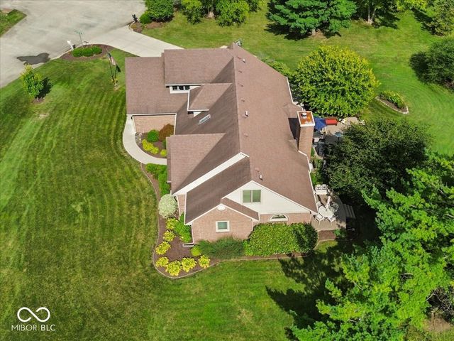 111 Foxborough Run, Shelbyville, IN 46176