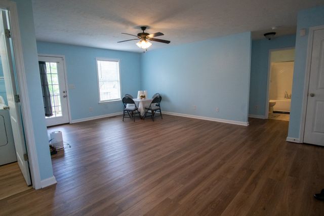 2008 Eisley Ln, Columbia, TN 38401