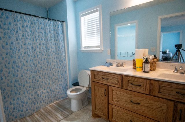 2008 Eisley Ln, Columbia, TN 38401