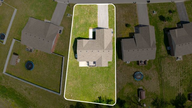 2008 Eisley Ln, Columbia, TN 38401