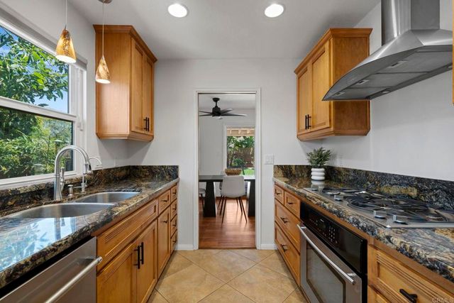 12337 Witt Rd., Poway, CA 92064