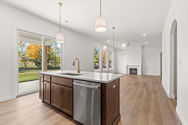 5657 RALPH DOBBS WAY, Columbia, MO 65203