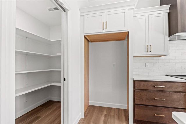 5657 RALPH DOBBS WAY, Columbia, MO 65203