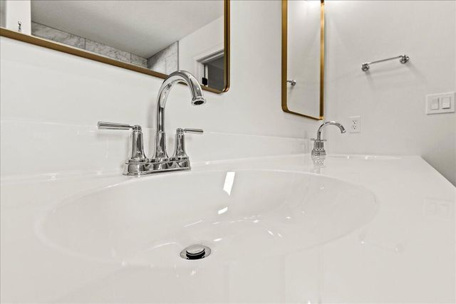 5657 RALPH DOBBS WAY, Columbia, MO 65203