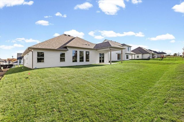 5657 RALPH DOBBS WAY, Columbia, MO 65203