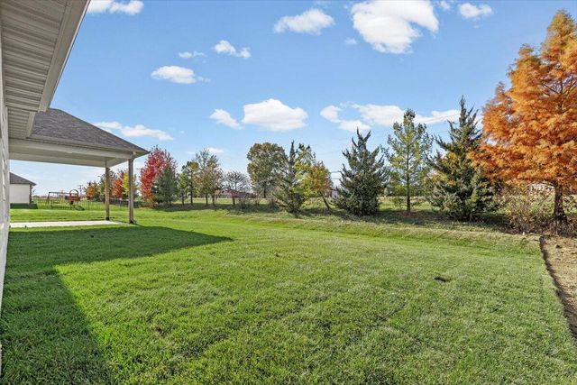 5657 RALPH DOBBS WAY, Columbia, MO 65203