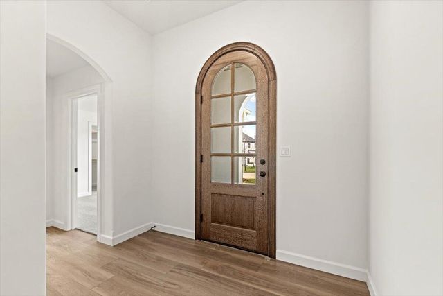 5657 RALPH DOBBS WAY, Columbia, MO 65203