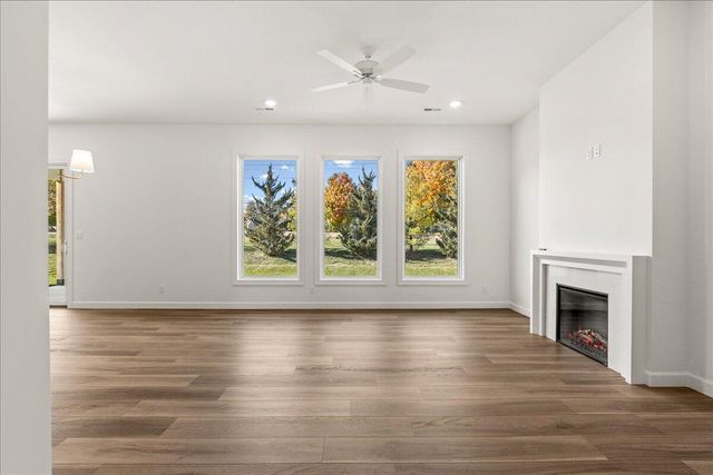 5657 RALPH DOBBS WAY, Columbia, MO 65203