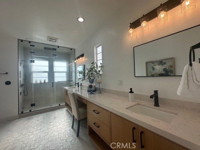 96 Canopy, Irvine, CA 92603