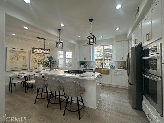 96 Canopy, Irvine, CA 92603