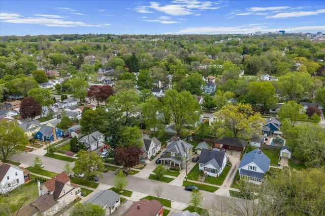 102 Bowne Street Ne, City Of Grand Rapids, MI 49505