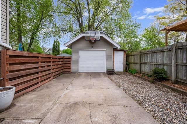 102 Bowne Street Ne, City Of Grand Rapids, MI 49505