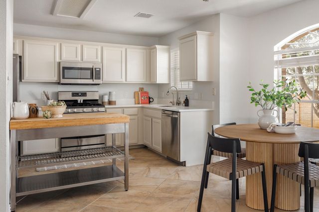 3000 Cohoba DR, Austin, TX 78748