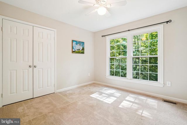 12161 DARNLEY RD, Woodbridge, VA 22192