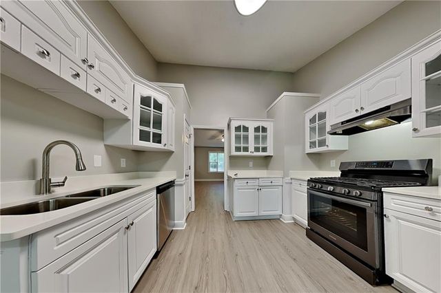 353 Wildwood Court, Lawrenceville, GA 30046