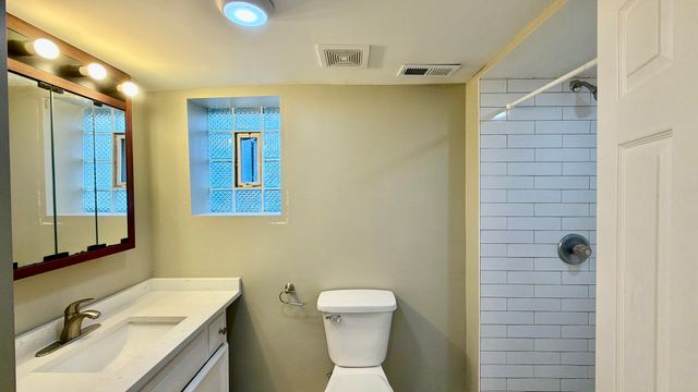 2329 N Mcvicker Avenue, Chicago, IL 60639