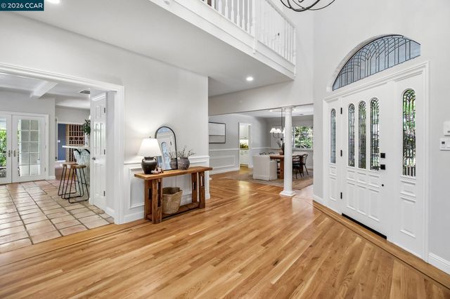 31 Tierra Verde Ct, Walnut Creek, CA 94598
