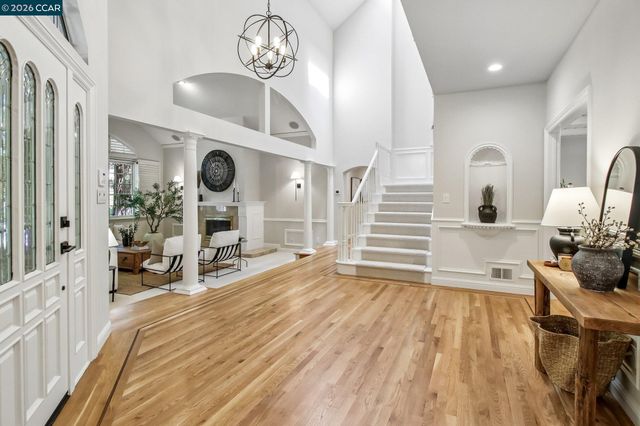 31 Tierra Verde Ct, Walnut Creek, CA 94598
